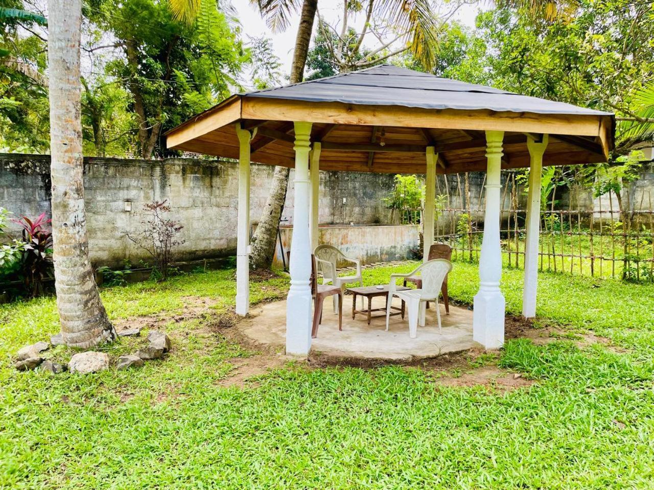 Secret Garden Mirissa Villa Dış mekan fotoğraf